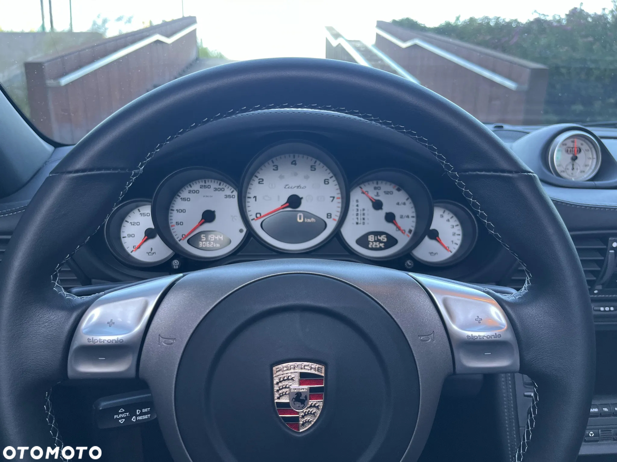 Porsche 911 - 24