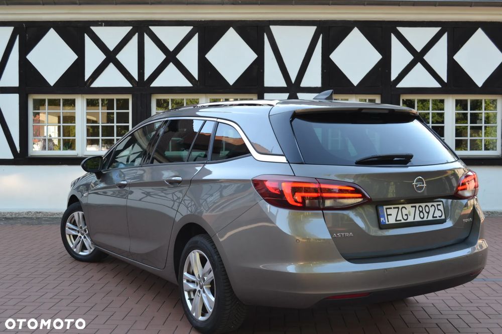 Opel Astra 1.4 T Dynamic S&S - 13