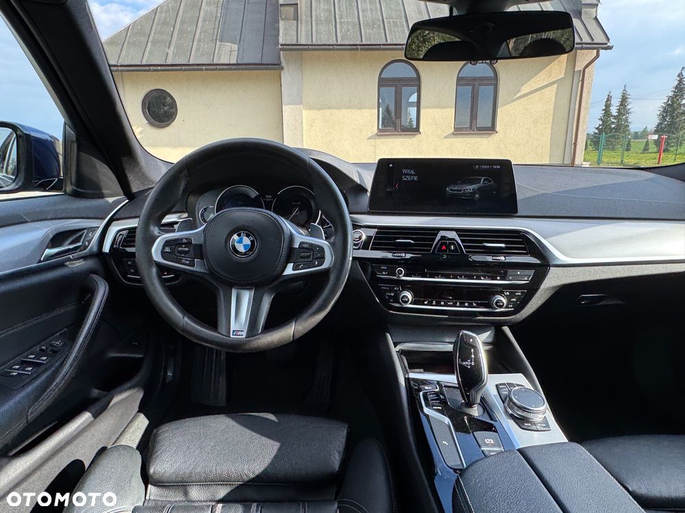 BMW Seria 5 520d xDrive Sport Line sport - 9