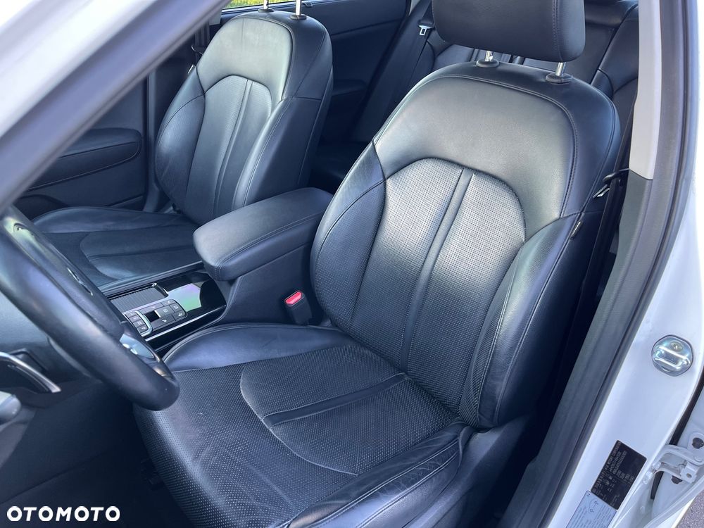 Kia Optima 1.7 CRDI XL DCT - 22