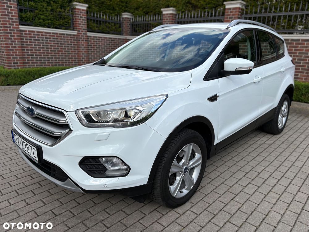 Ford Kuga 1.5 EcoBoost 2x4 Titanium - 32
