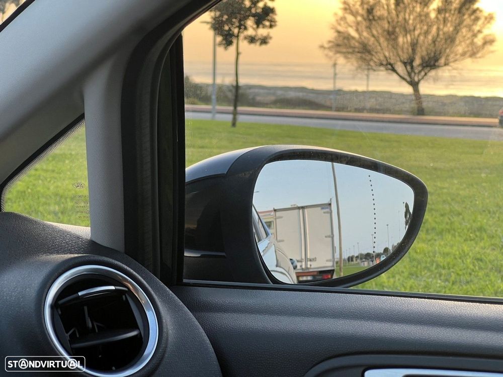 Ford Fiesta 1.0 EcoBoost Titanium Aut. - 11