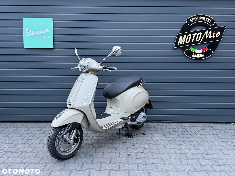 Vespa Primavera - 1