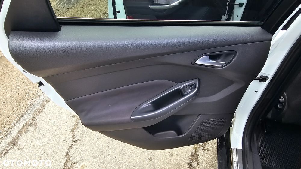 Ford Focus 1.0 EcoBoost Gold X (Edition Start) - 13