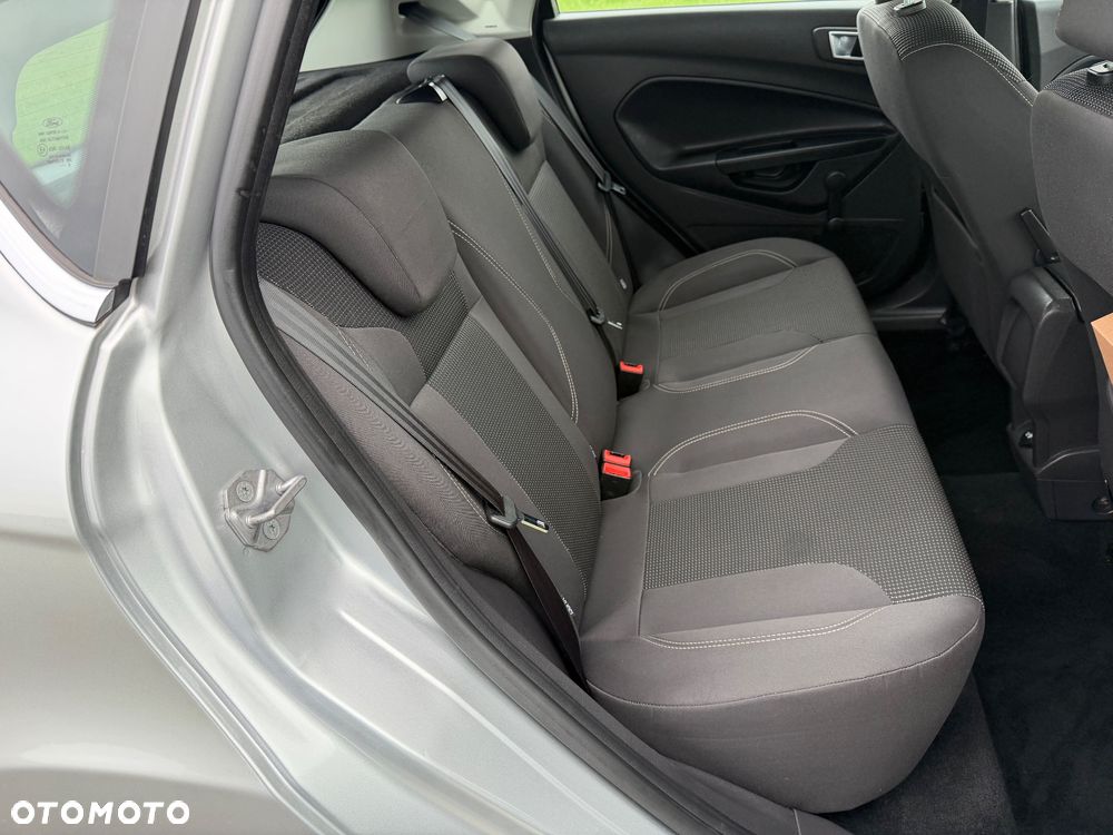 Ford Fiesta 1.0 EcoBoost Powershift Titanium - 14