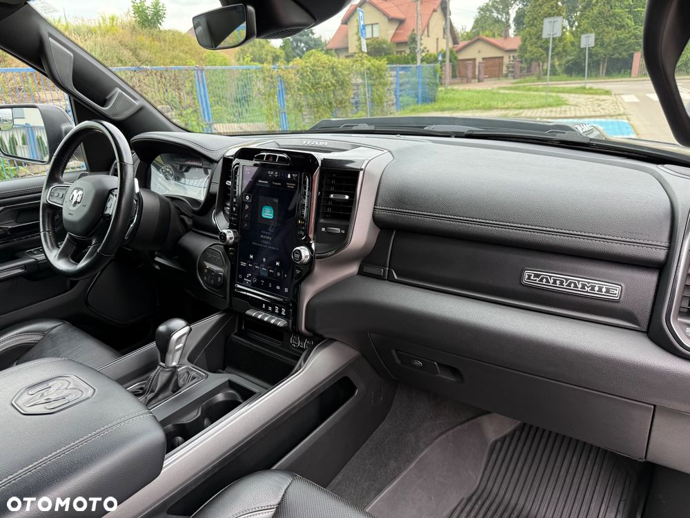 Dodge RAM 5.7 4x4 - 25