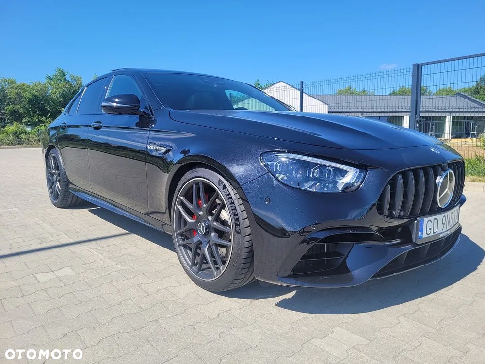 Mercedes-Benz Klasa E AMG 63 S 4Matic+ AMG Speedshift MCT-9G - 3