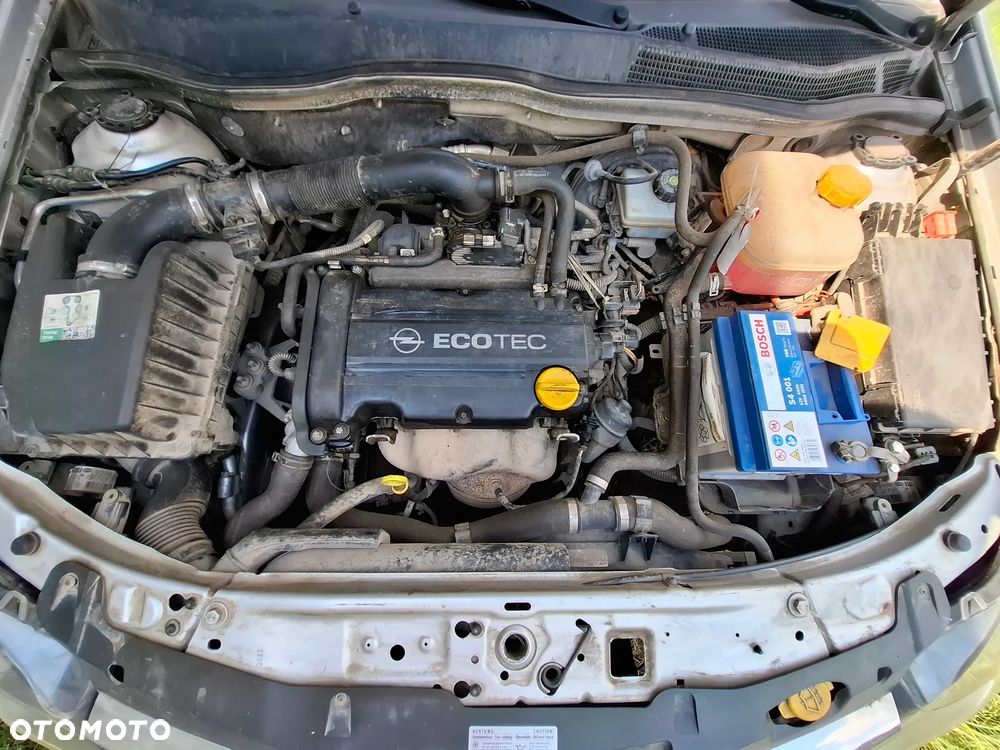 Opel Astra 1.4 Essentia - 8