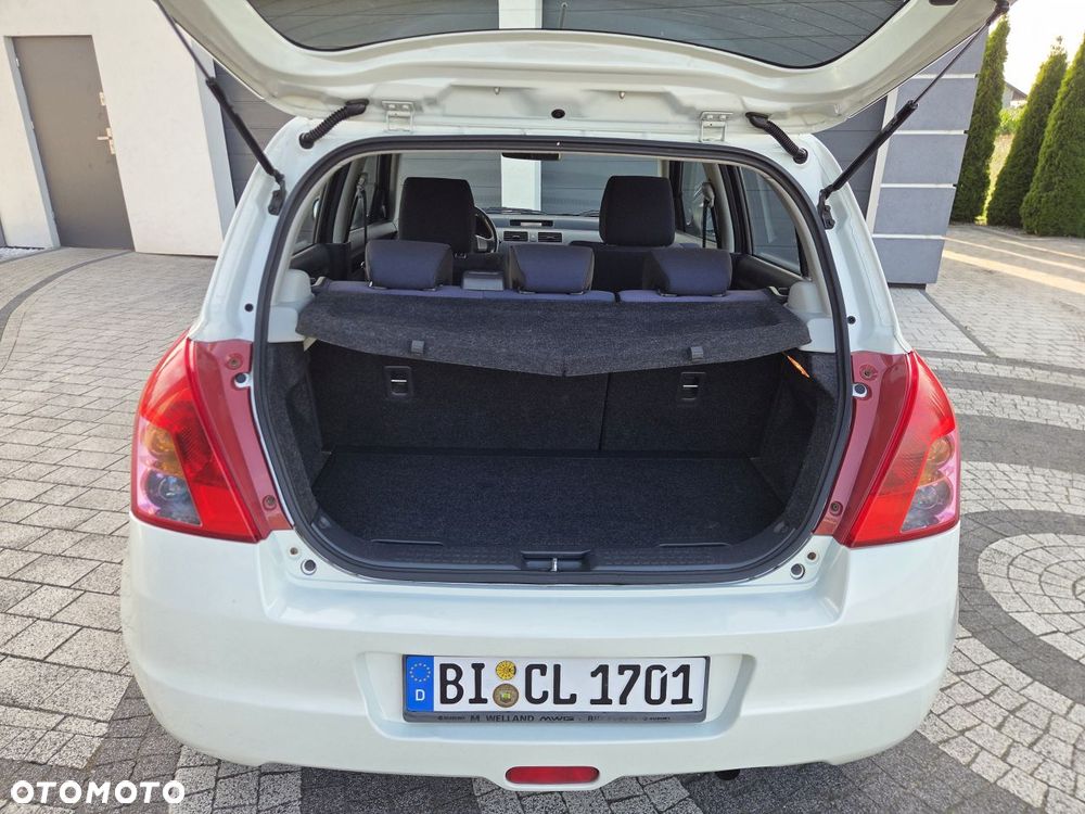 Suzuki Swift - 32