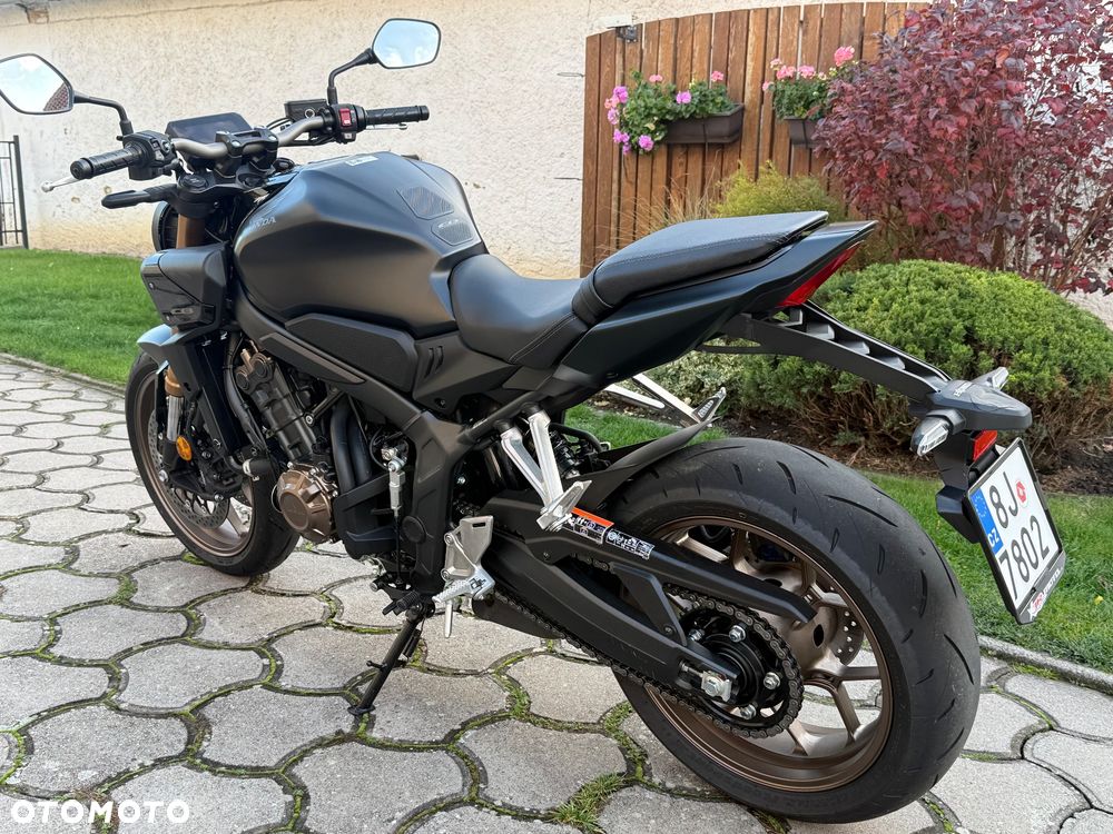 Honda CB - 21