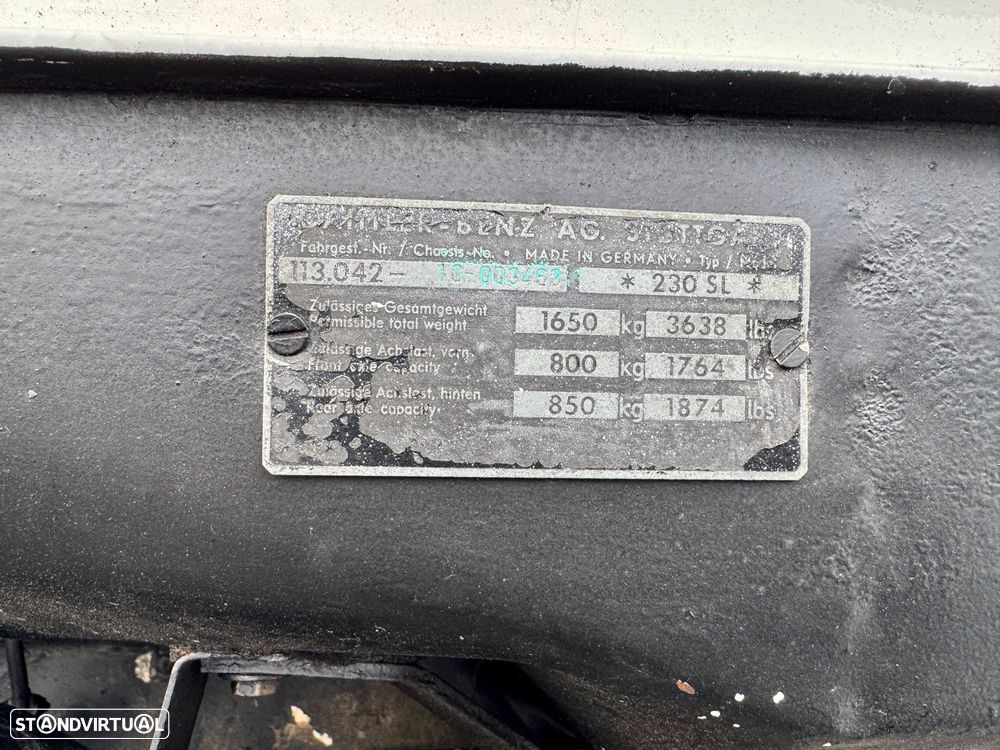 Mercedes-Benz SL 230 - 40