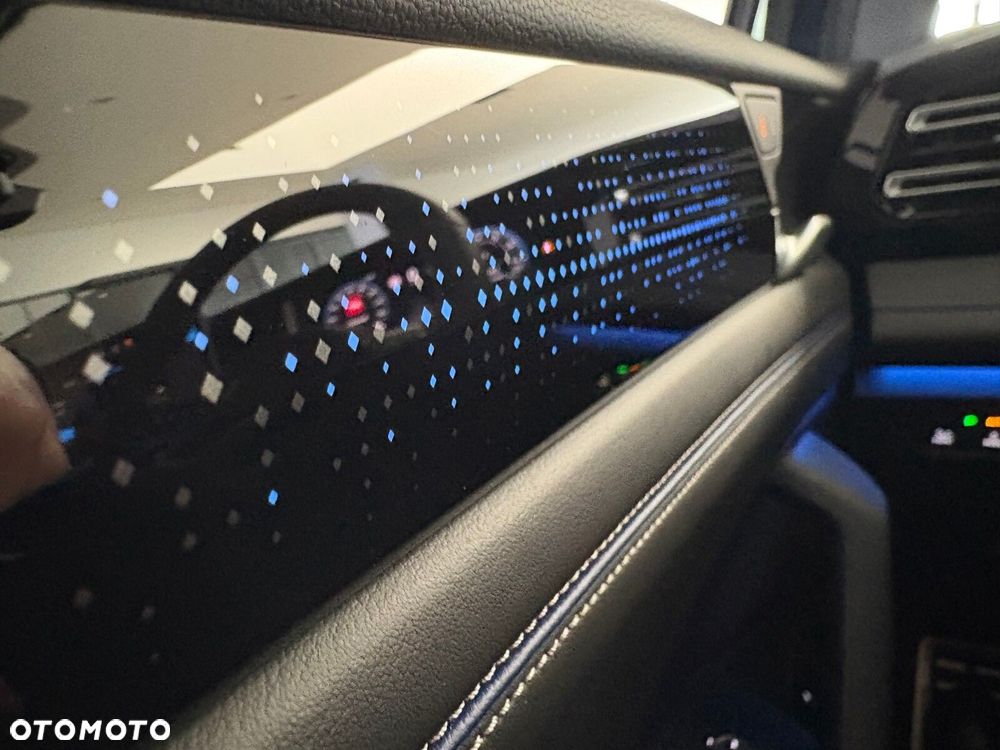 Volkswagen Tiguan - 23