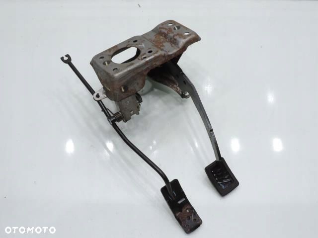 PEDAŁ GAZU HAMULCA MITSUBISHI SPACE STAR 1.8 - 10