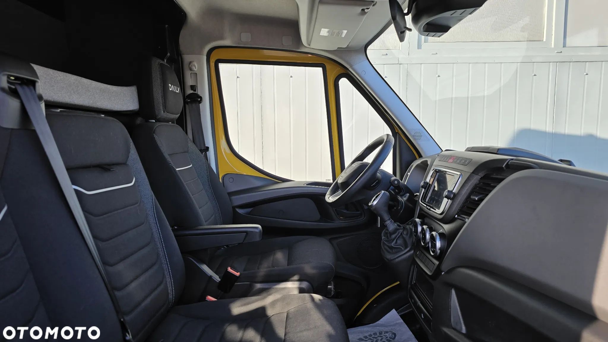 Iveco Daily Hi-Matic 35S18A8/P Digicross Webasto, LED, Sypialnia Spojkar, Pneumatyka, AUTOMAT 3.0 180KM - 23