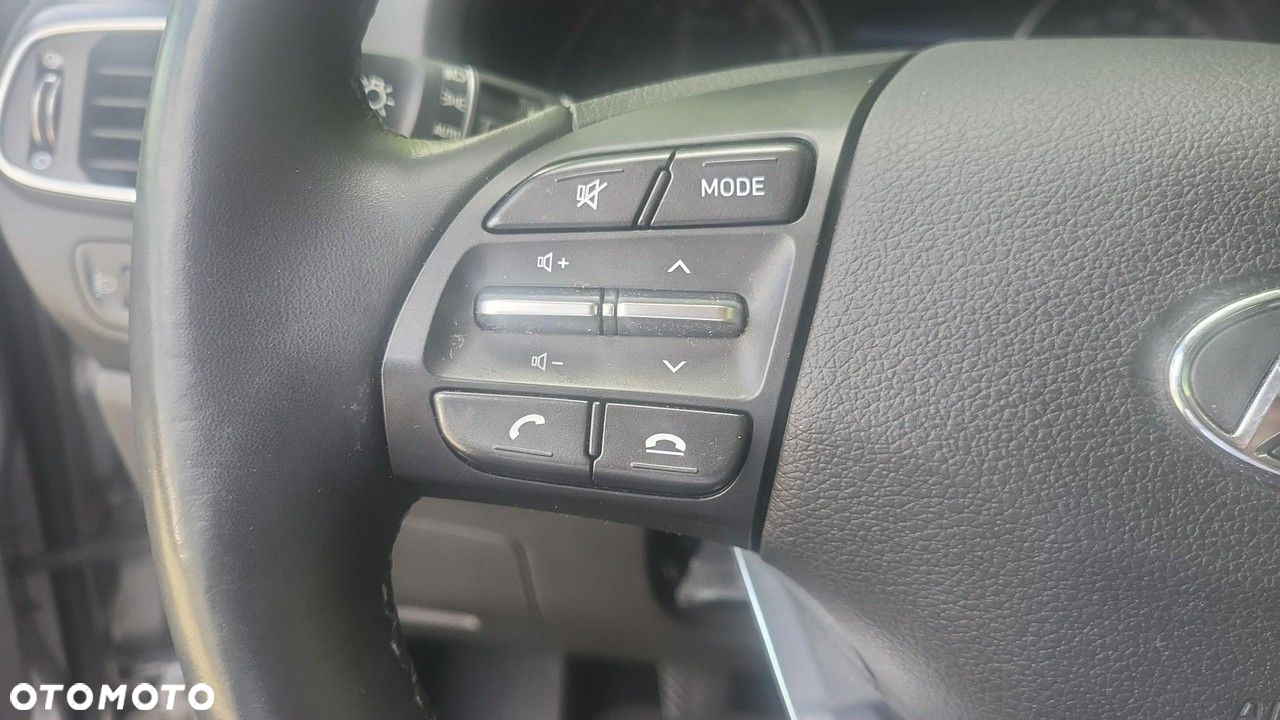 Hyundai i30 - 24