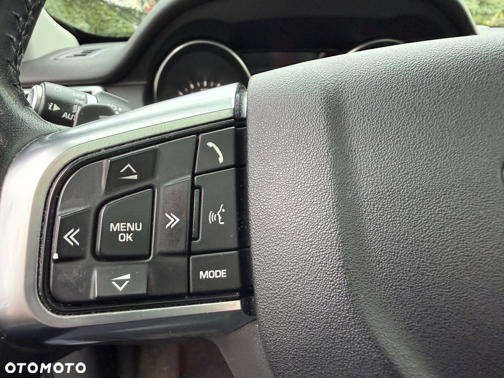 Land Rover Discovery Sport 2.0 TD4 HSE - 22