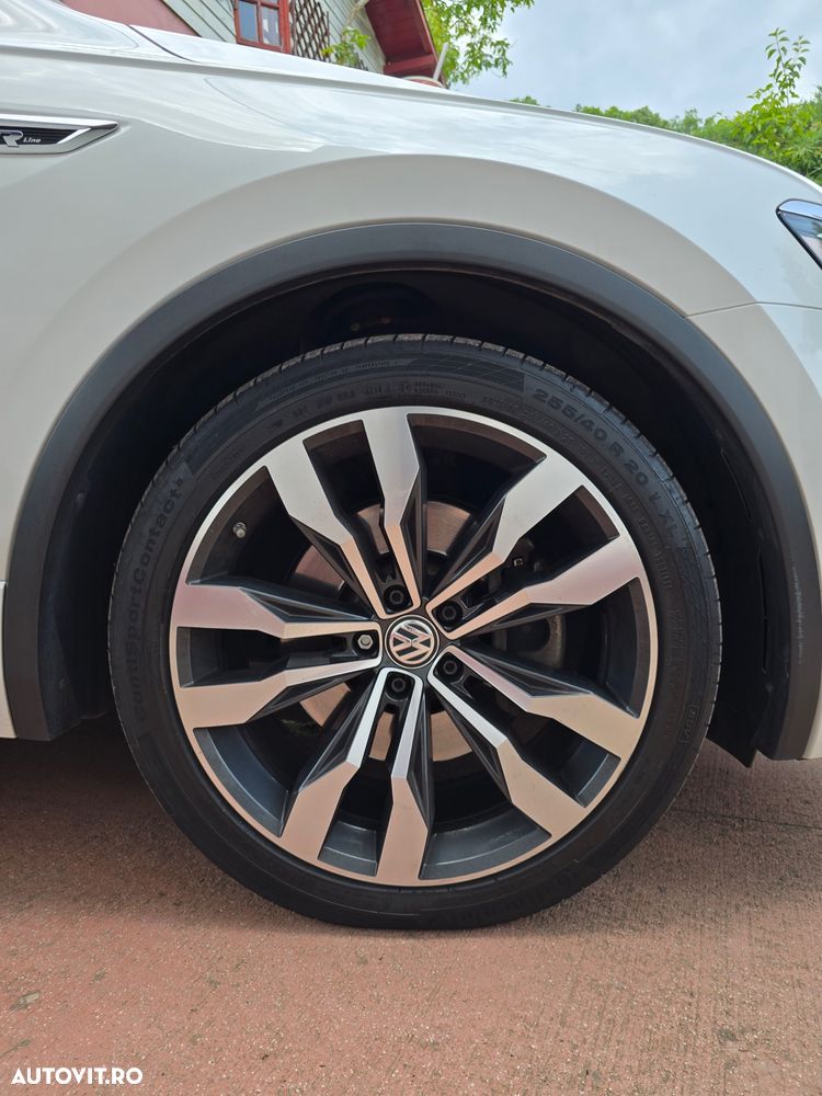 Volkswagen Tiguan - 8