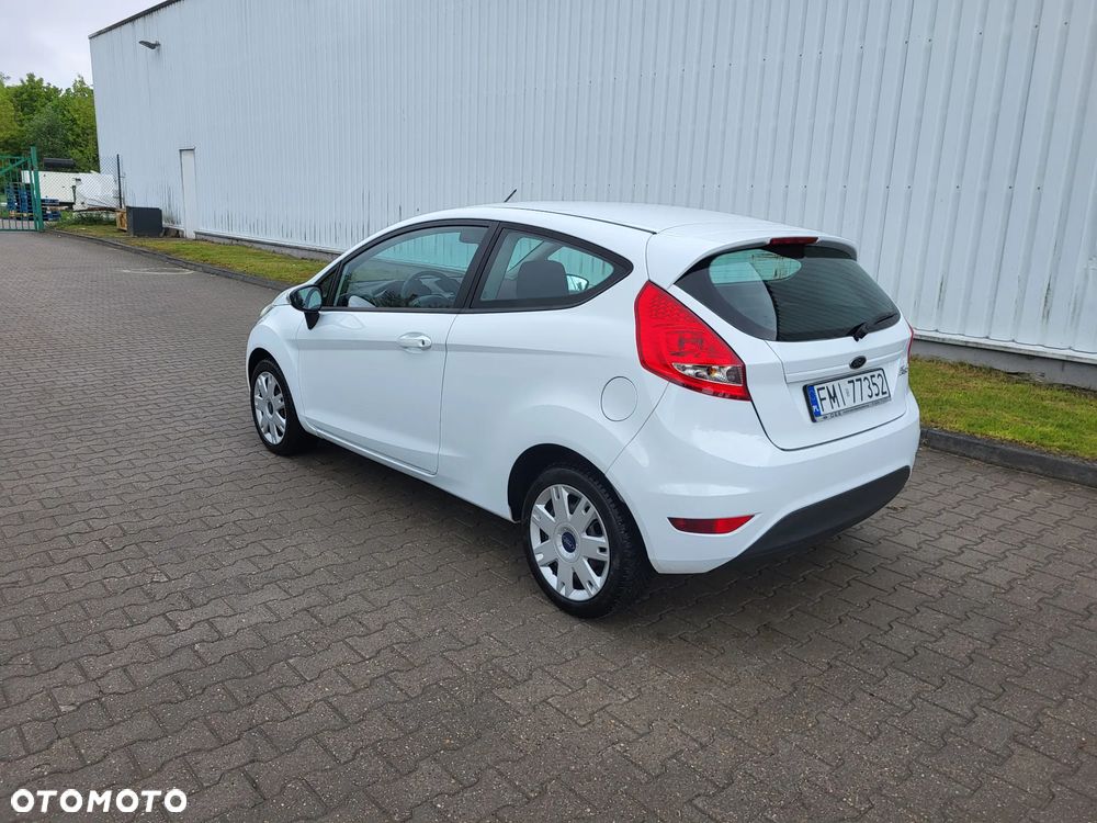 Ford Fiesta - 4