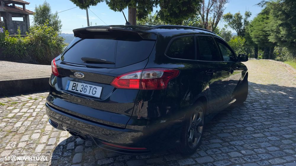 Ford Focus SW 2.0 EcoBoost ST - 4