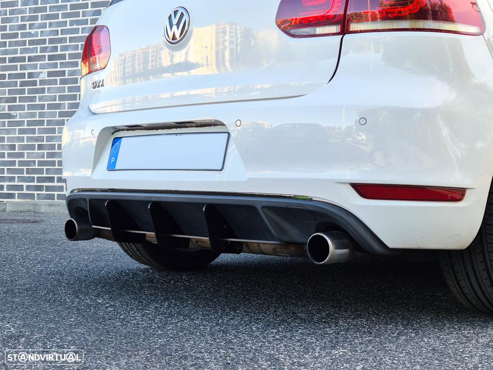VW Golf 2.0 GTI DSG - 22