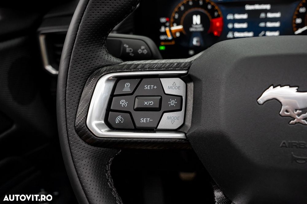 Ford Mustang Convertible 5.0 Ti-VCT V8 Aut. GT - 30