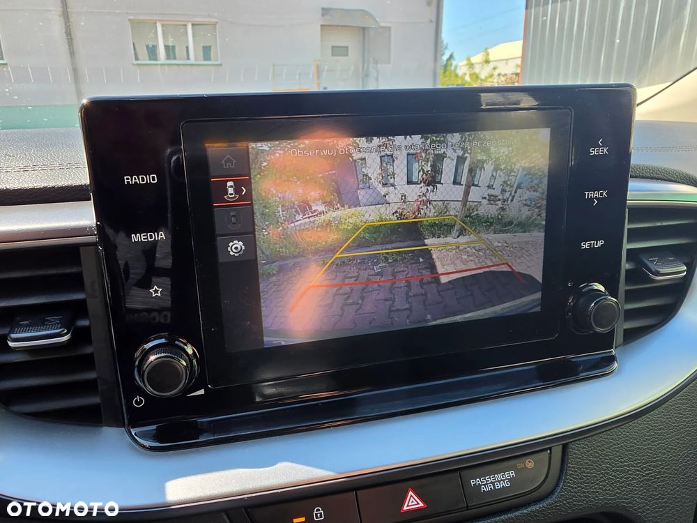 Kia Ceed 1.5 T-GDI M - 10