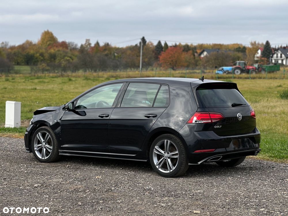 Volkswagen Golf 1.5 TSI OPF R-Line - 10