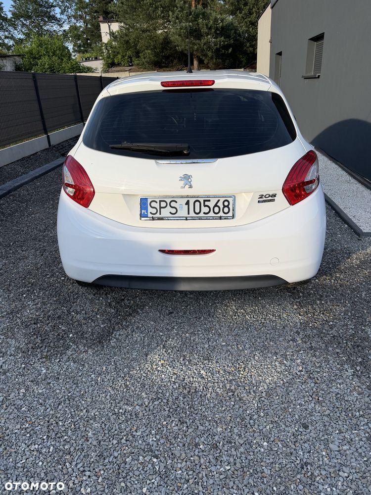 Peugeot 208 - 2