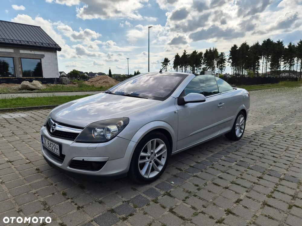 Opel Astra 1.9 CDTI Cosmo - 1
