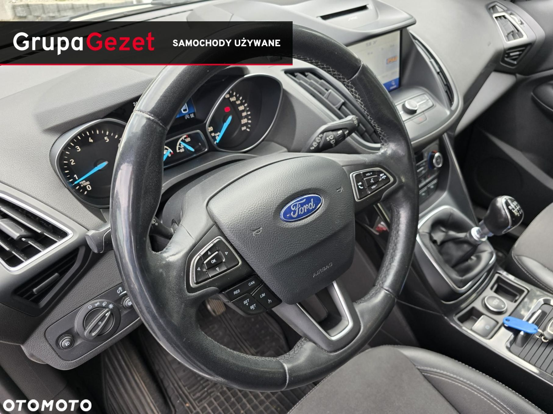 Ford Kuga - 11