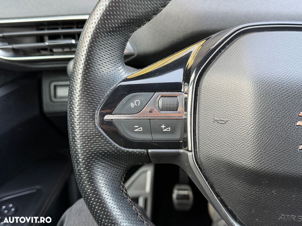 Peugeot 3008 1.5 BlueHDI S&S GT-Line - 26