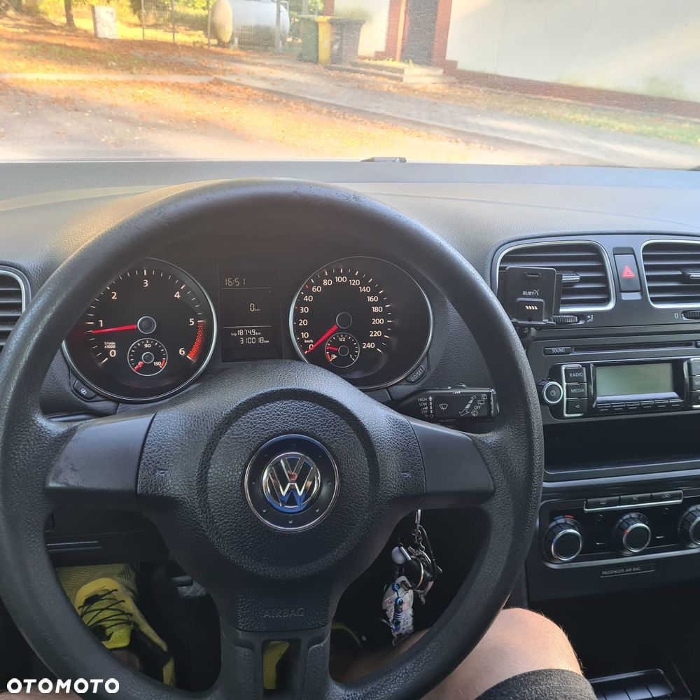 Volkswagen Golf 2.0 TDI Comfortline - 8