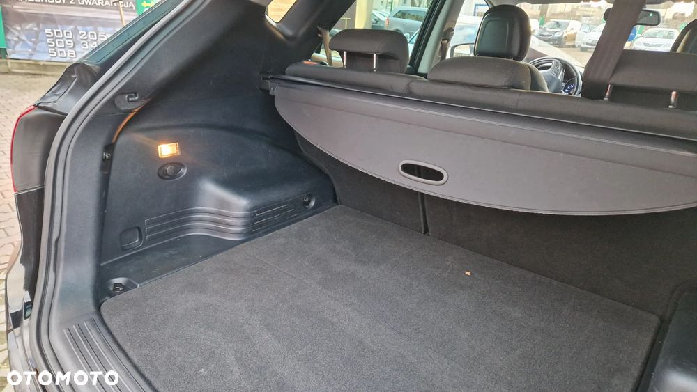 Hyundai ix35 1.6 2WD Fifa World Cup Edition - 19