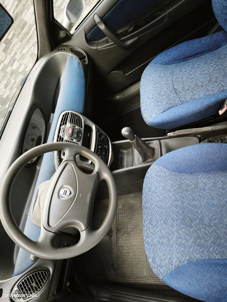 Lancia Y 1.1 Elefantino Blu - 8