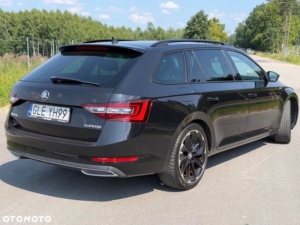 Skoda Superb 2.0 TDI Sportline DSG - 4