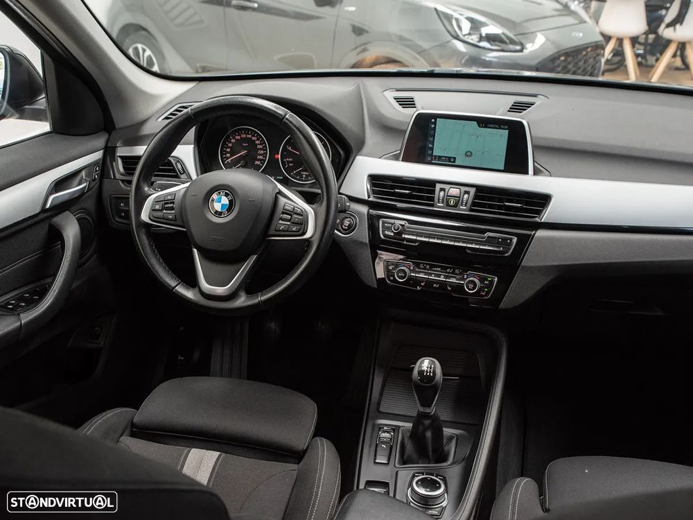 BMW X1 16 d sDrive Line xLine - 15