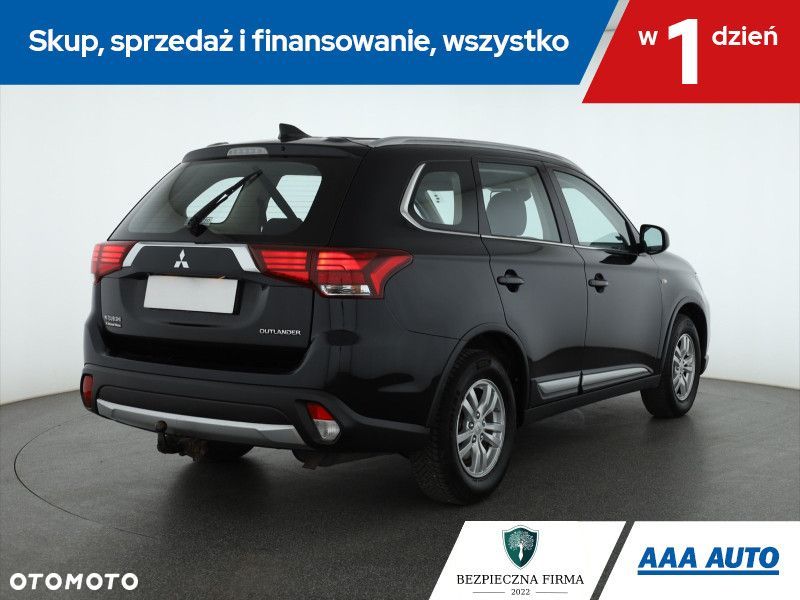 Mitsubishi Outlander - 6