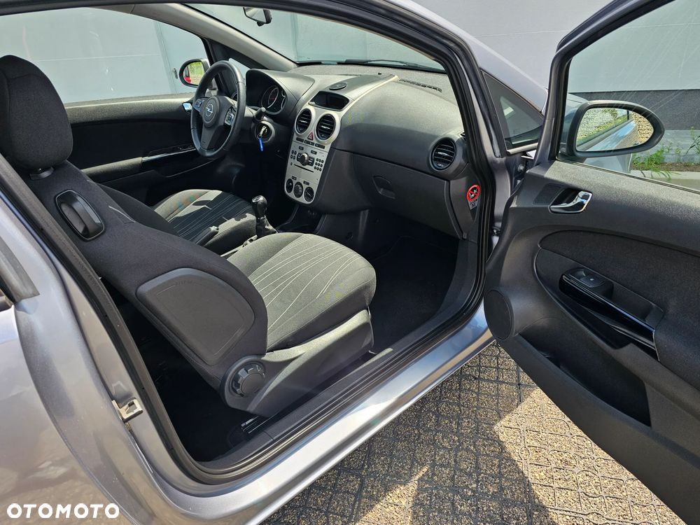 Opel Corsa 1.2 16V - 7
