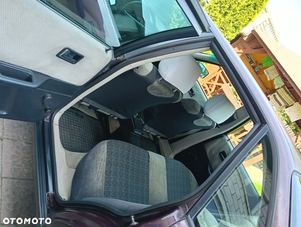 Audi 80 2.0 E - 7