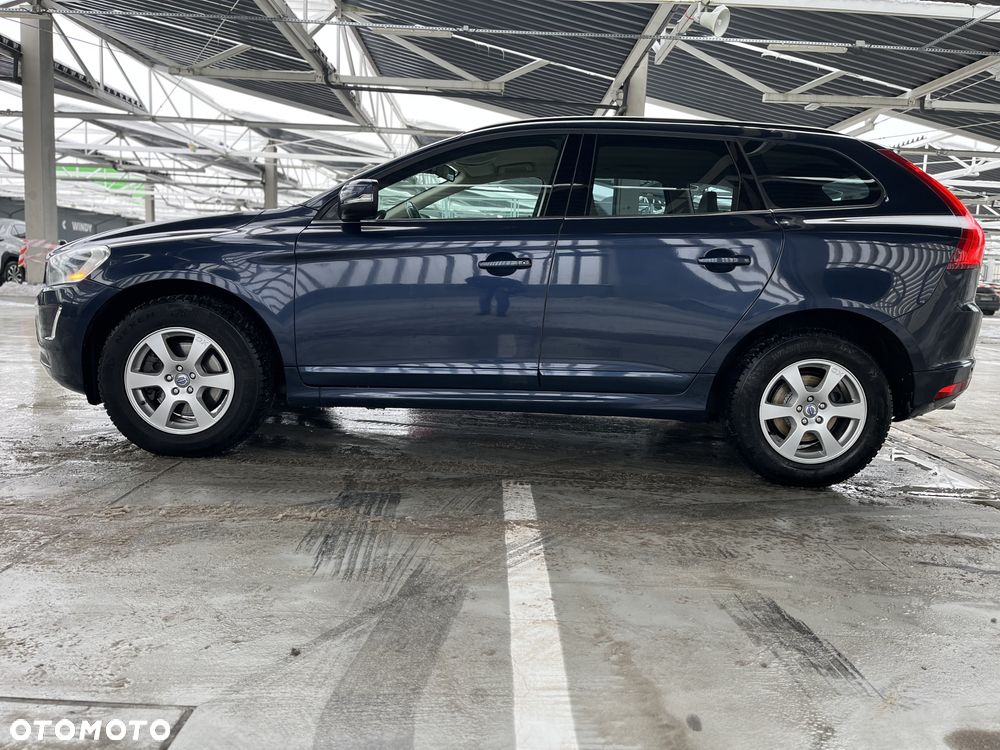 Volvo XC 60 D4 Geartronic Momentum - 9