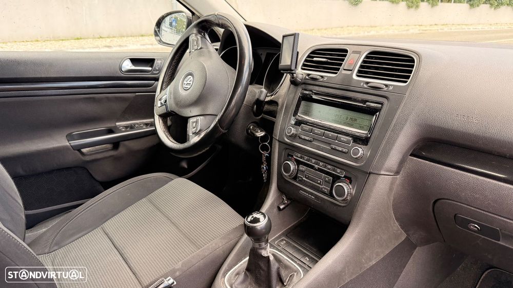 VW Golf Variant 1.6 TDi Confortline - 12