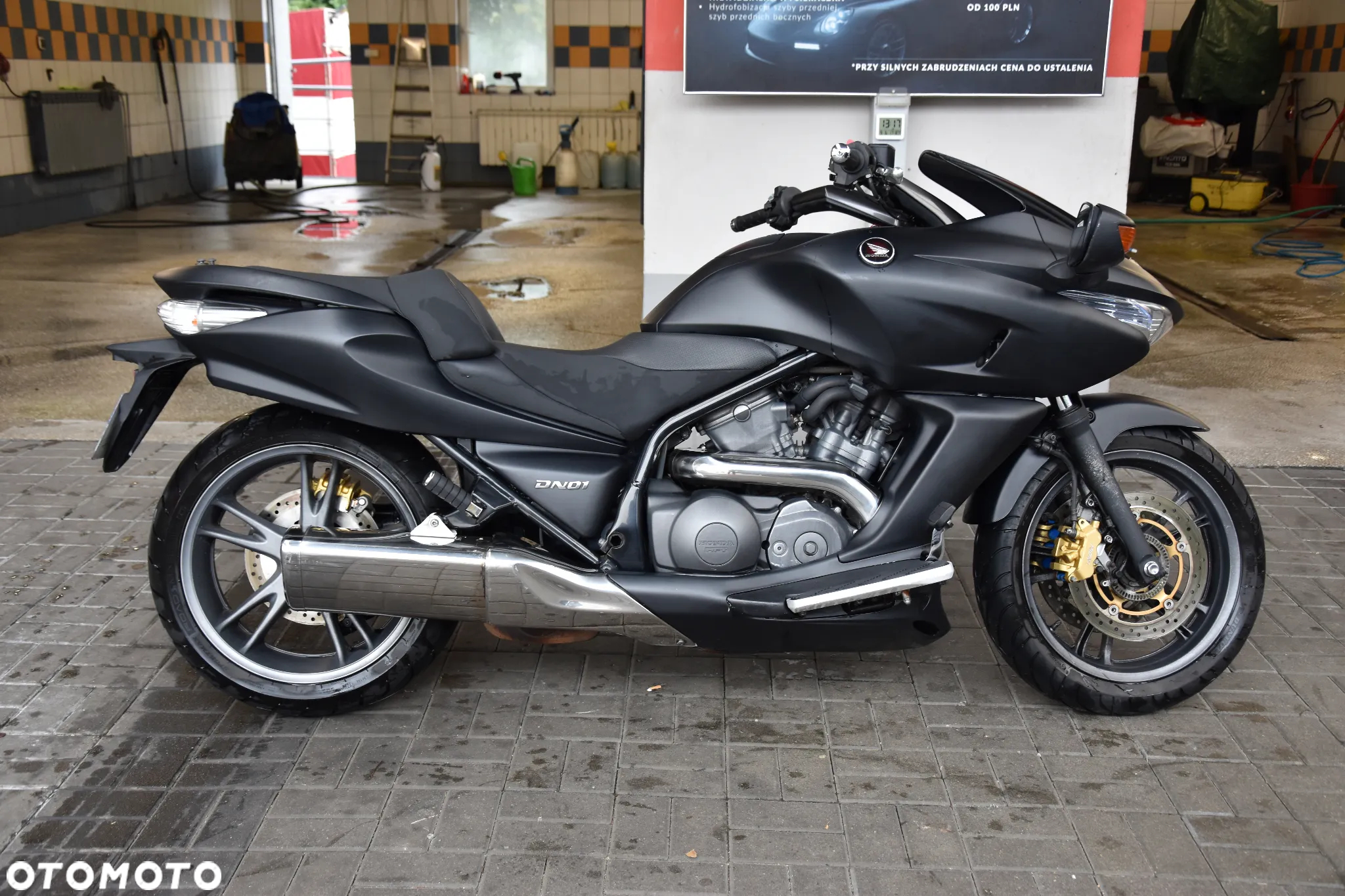 Honda DN-01 - 6