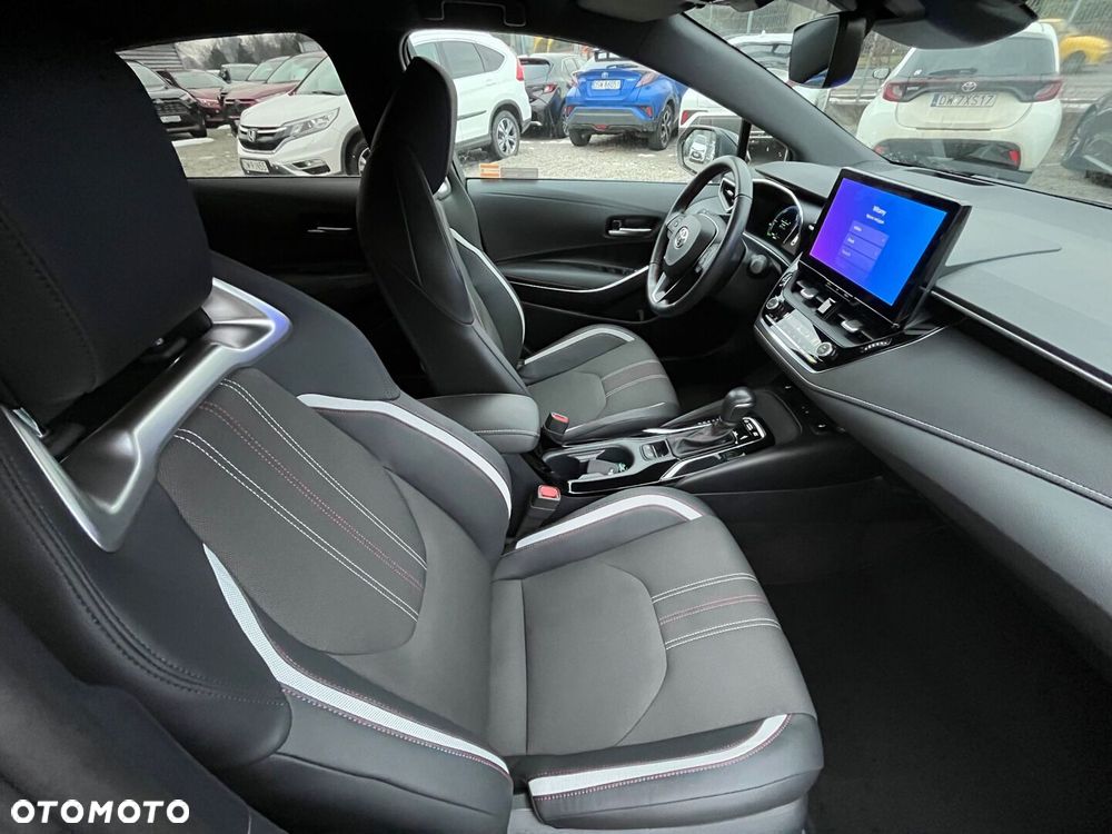 Toyota Corolla 1.8 Hybrid GR Sport Dynamic - 13