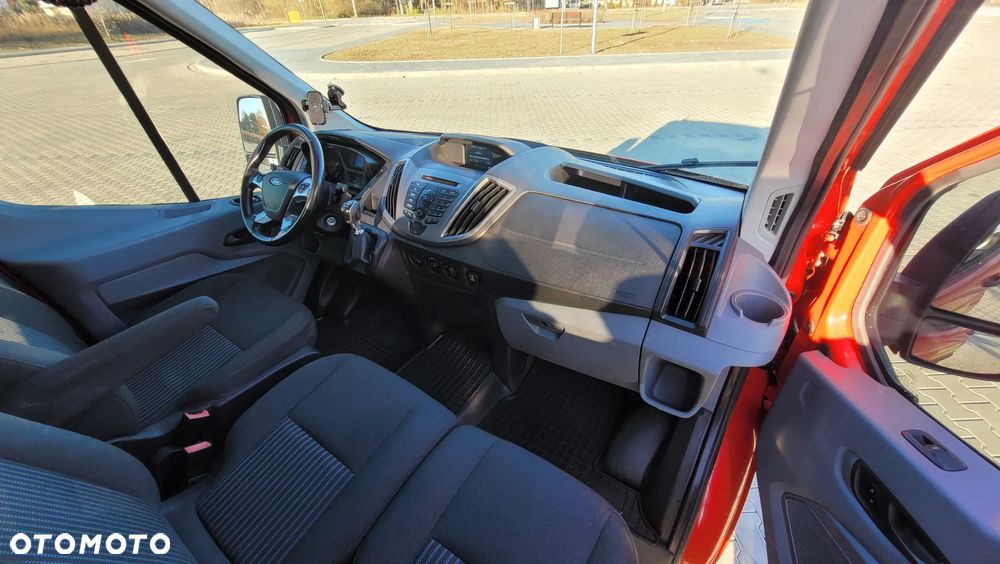 Ford Transit - 11
