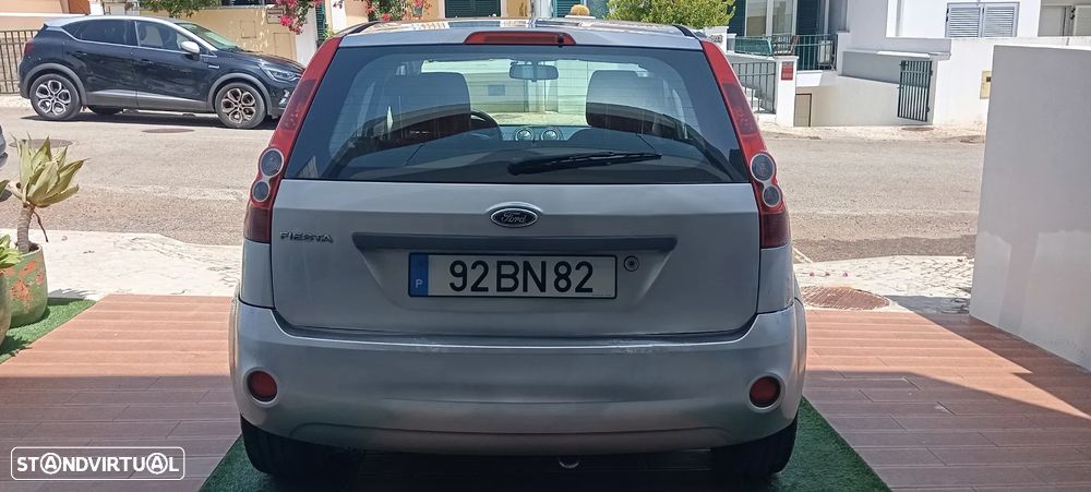 Ford Fiesta 1.25 Ghia - 4