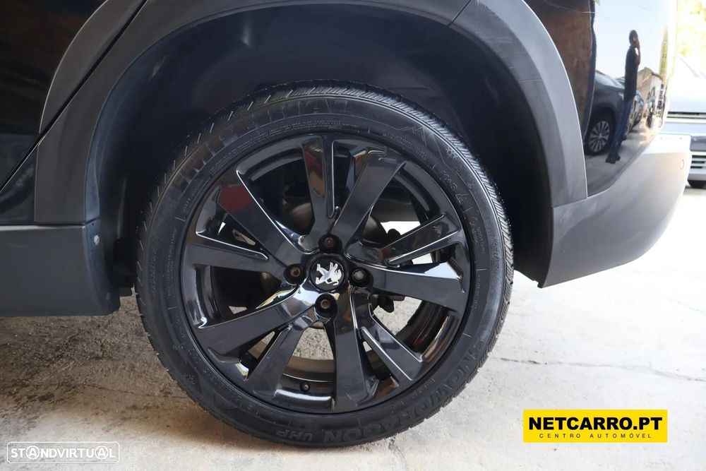 Peugeot 2008 PureTech 130 GT Pack - 21