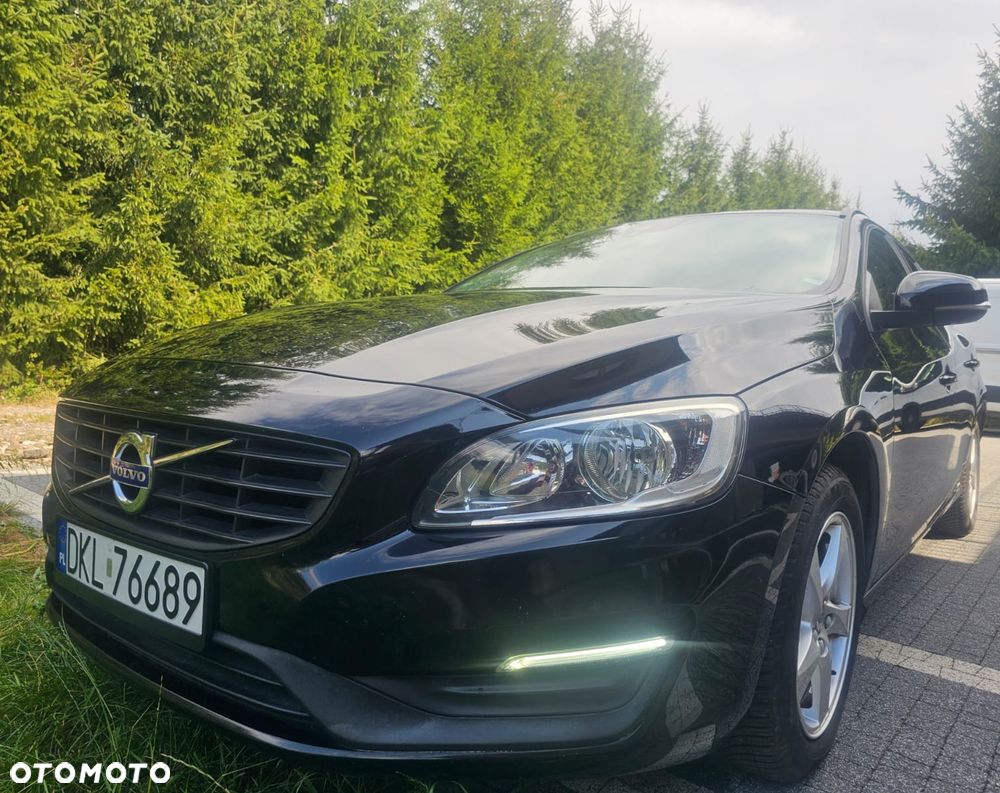Volvo V60 D2 Drive-E Momentum - 19