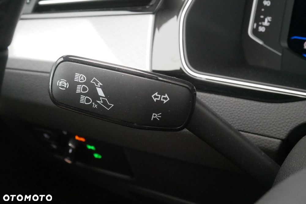Volkswagen Passat Variant 2.0 TDI SCR Business DSG - 31