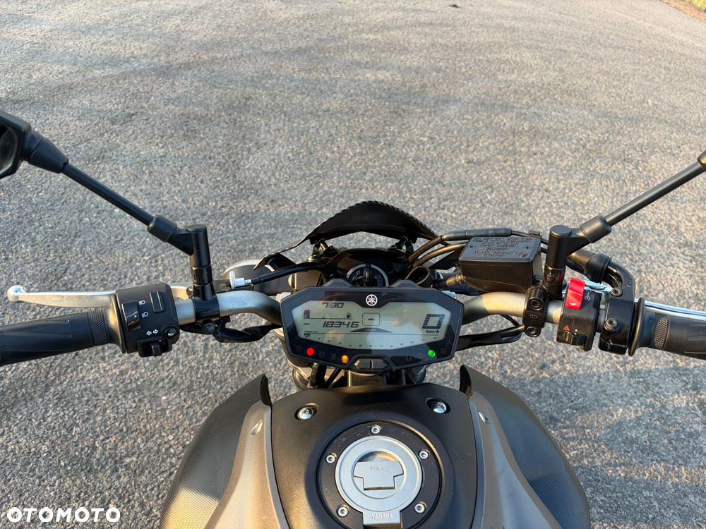 Yamaha MT - 4