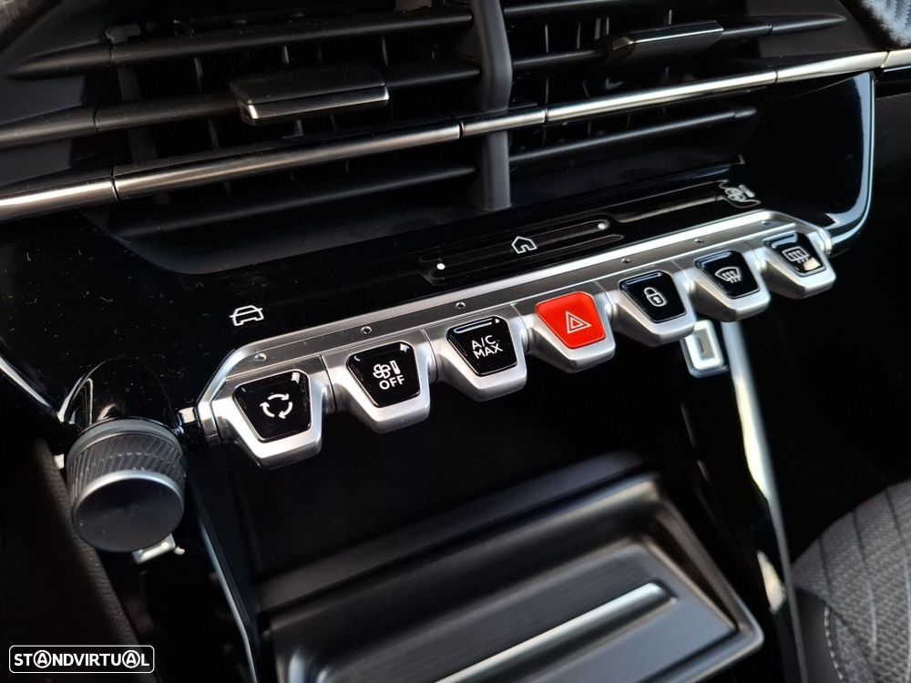 Peugeot 2008 1.2 Allure - 19